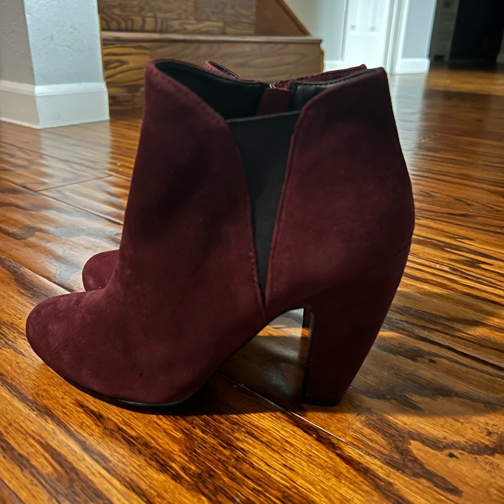 *BRAND NEW* Steve Madden booties